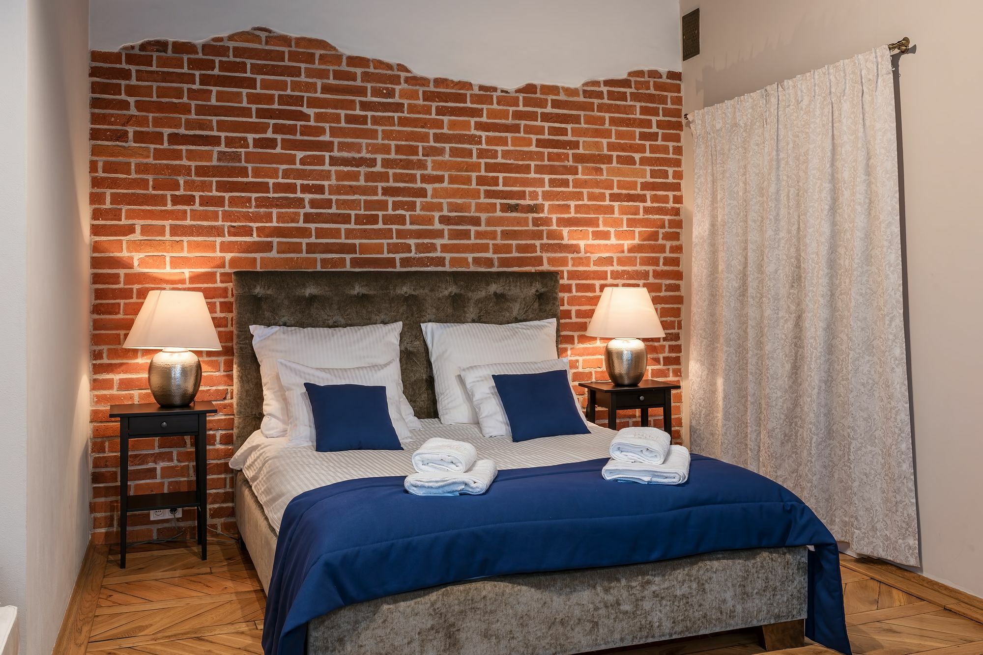 Mr 3 Apartments Krakow Bagian luar foto
